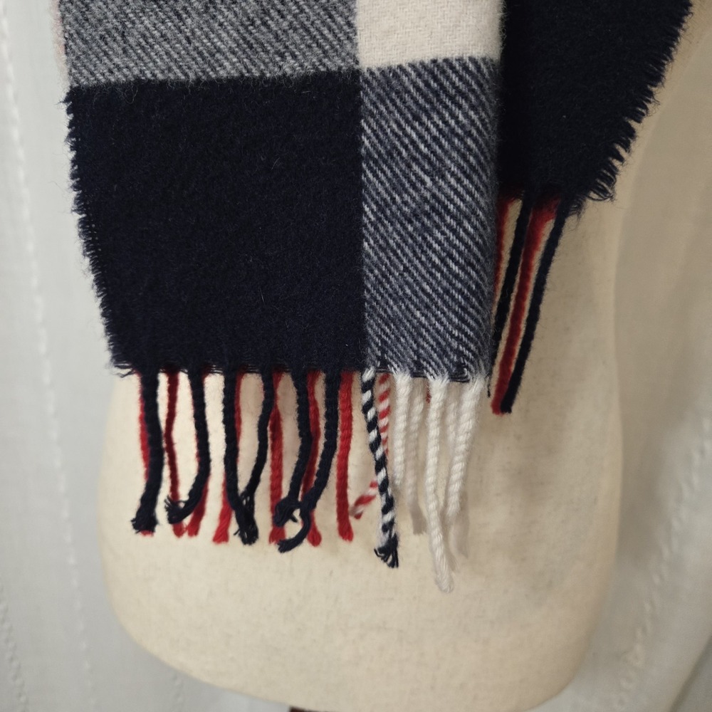 Gap Wool Blend Buffalo Plaid Scarf Fringe Patriotic San Francisco No 54023 66" - Picture 2 of 10